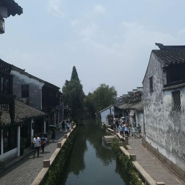 首次实施免反担保政策