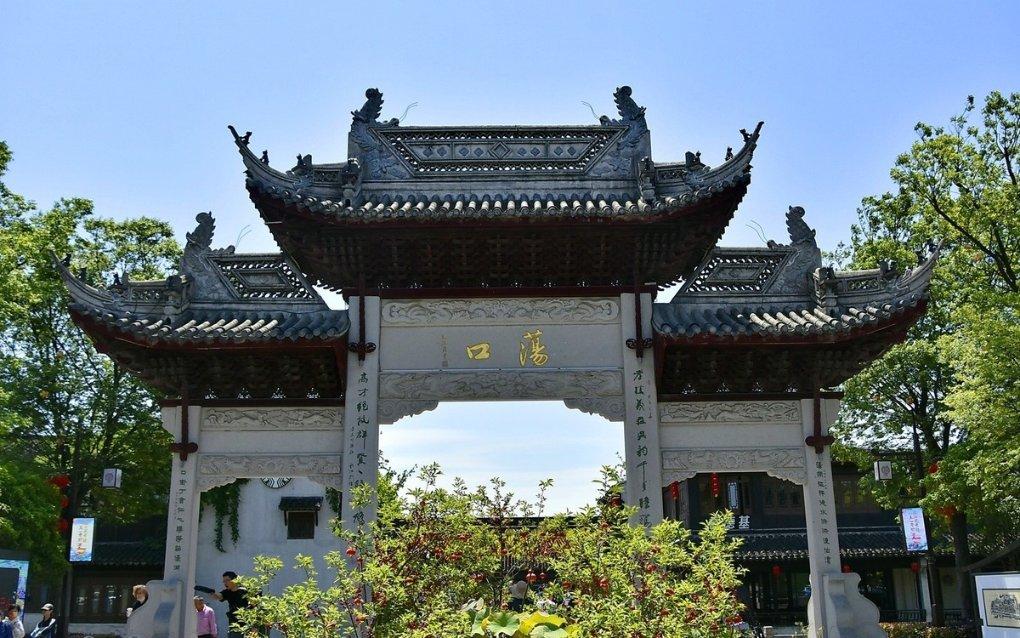 我该不该放弃上博士（女生）游戏画面